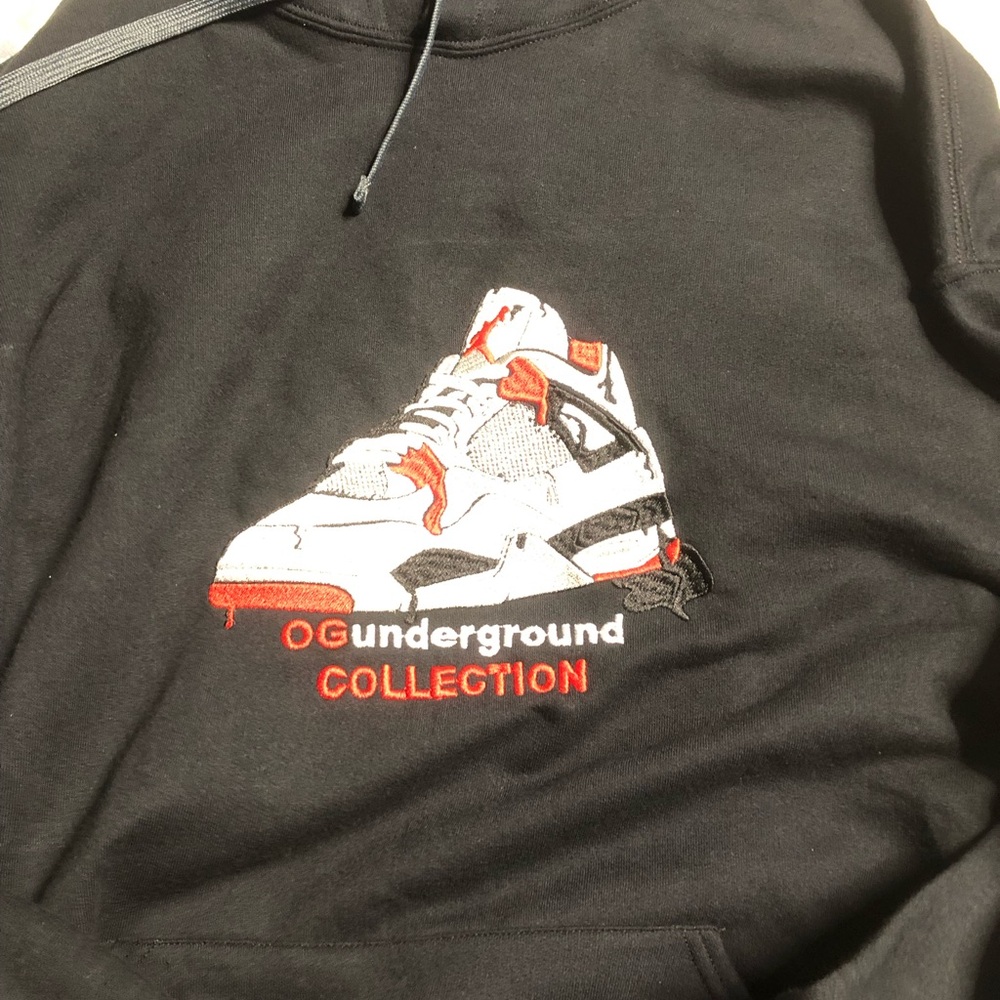 Sneakerhead hoodie! California designz